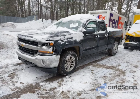 2018 Chevrolet Silverado 1500 1Lt z USA, uszkodzony, nr VIN 2GCVKREC3J1101322